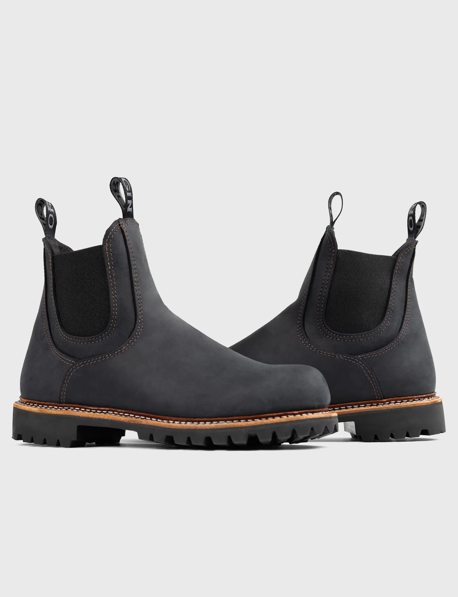 IRONSIDE CHELSEA BOOT BIG LUG SOLE - Image 3