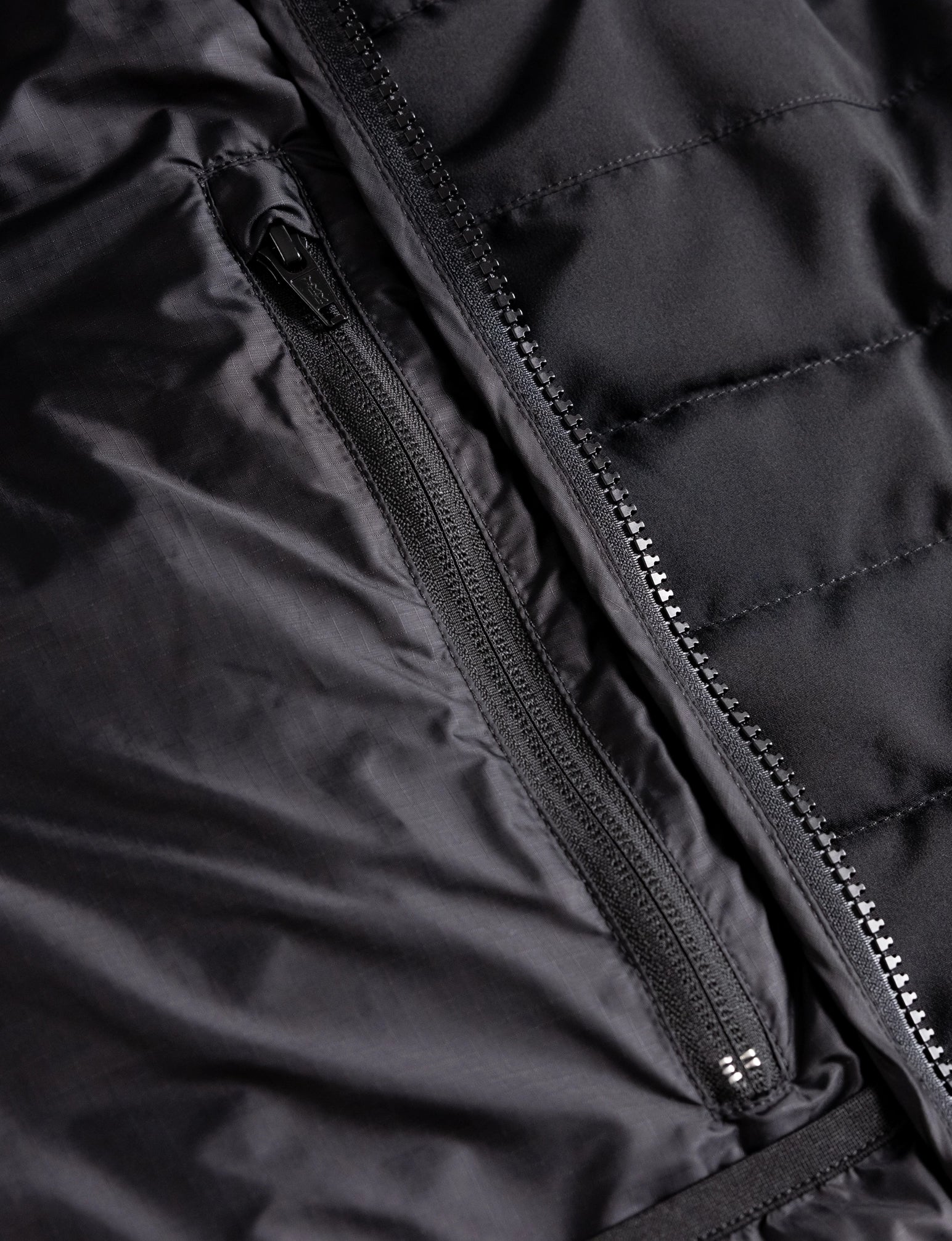 NOVALOC® INSULATED VEST - Image 13