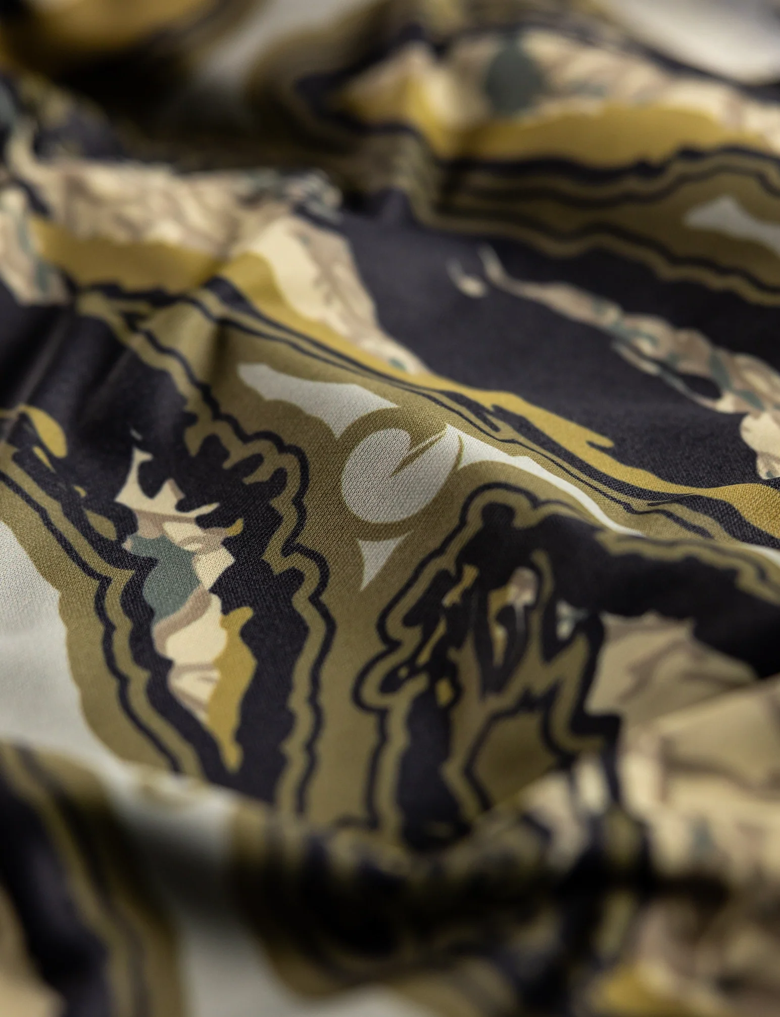 ORIGIN RTX® brrr° RAPTOR CAMO COOLING CREW LS - Image 16
